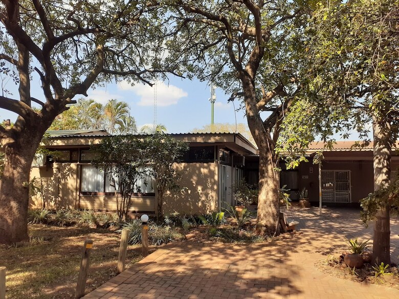 Hostal Komati Guesthouse