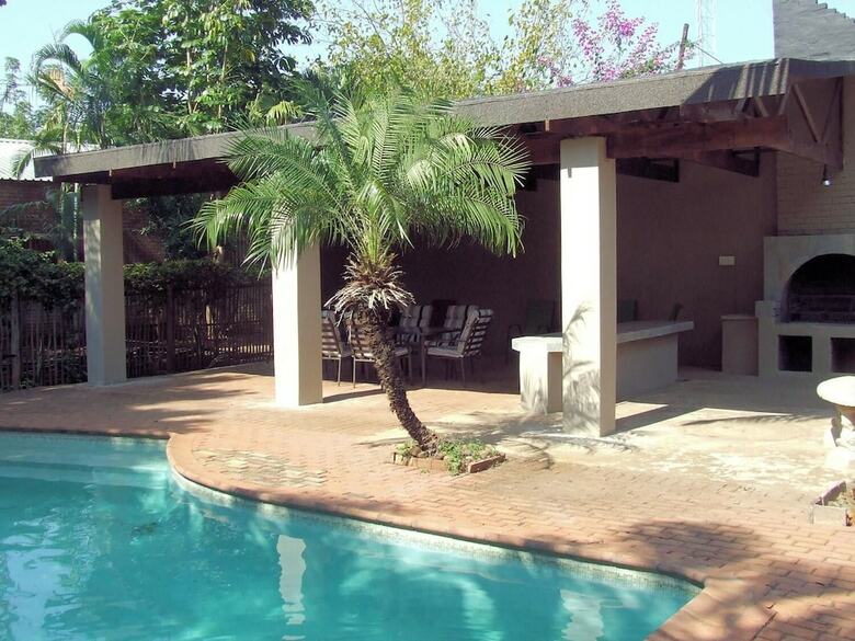 Hostal Komati Guesthouse