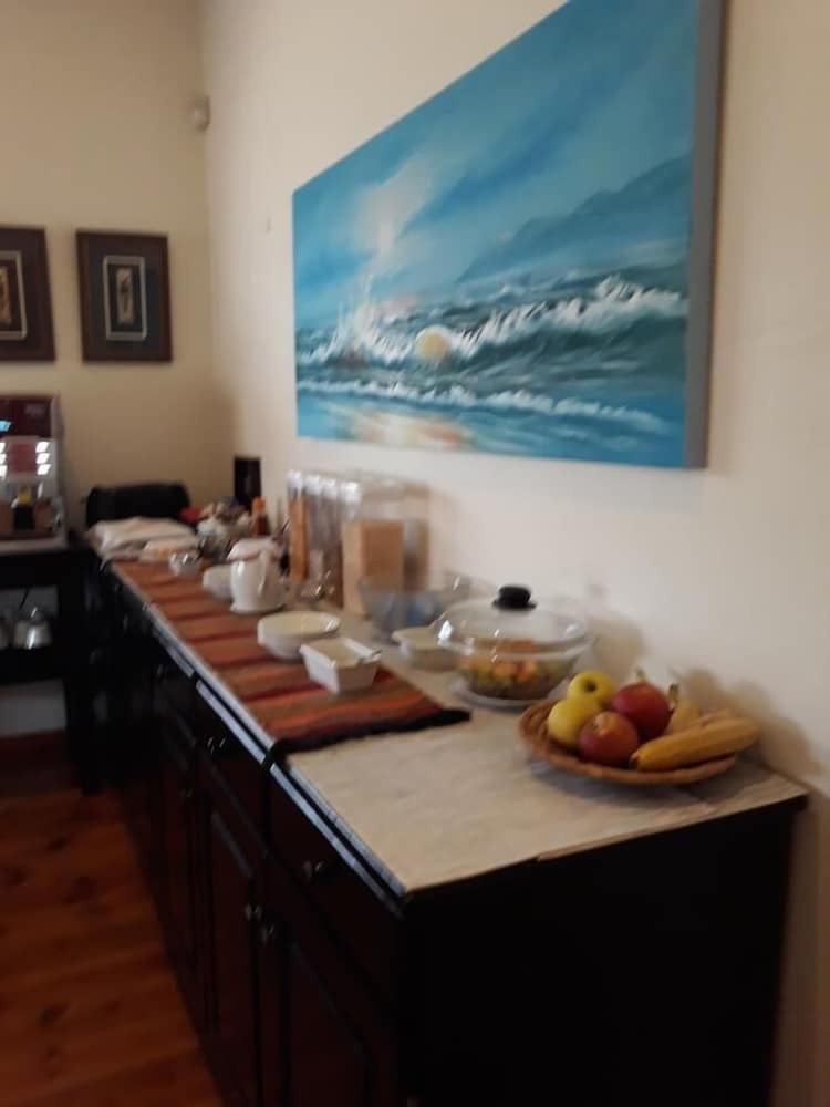Hostal Komati Guesthouse