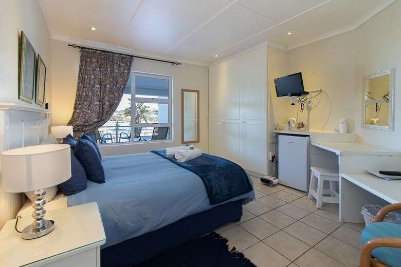 Dockside Guest House