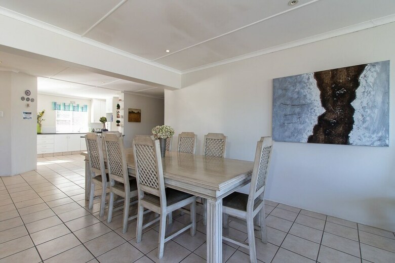 Dockside Guest House
