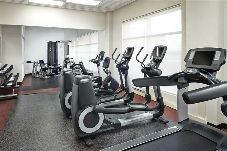 Hotel Four Points By Sheraton Calgary Airport