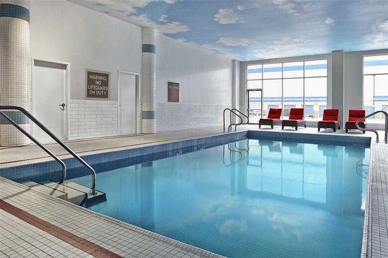 Hotel Four Points By Sheraton Calgary Airport