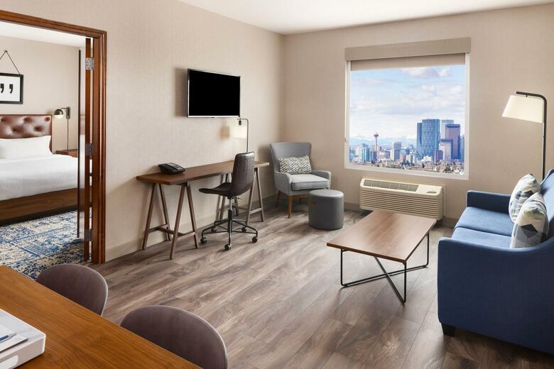 Hotel Four Points By Sheraton Calgary Airport