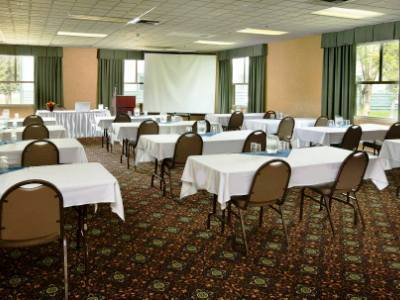 Hotel Coast International Inn