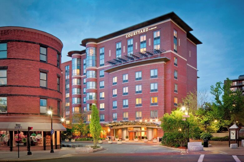 Hotel Courtyard Boston Brookline