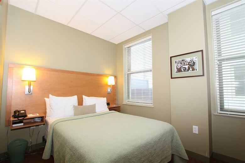 Hotel 140