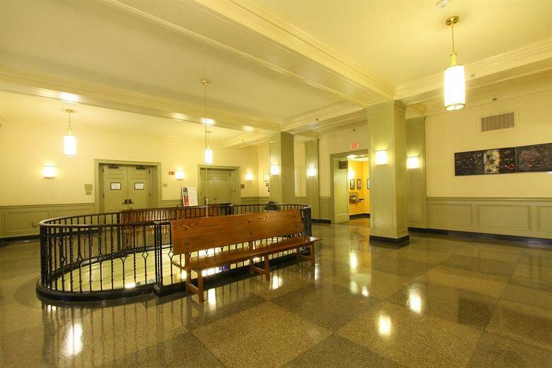 Hotel 140