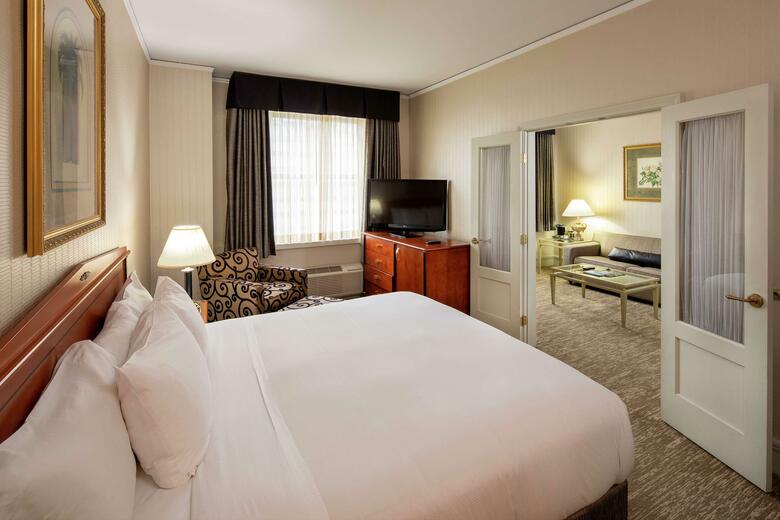 Hotel Hilton Netherland Plaza