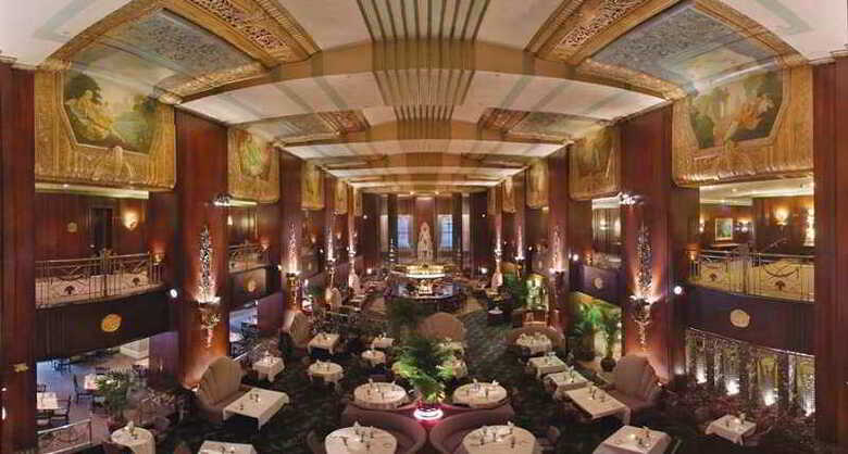 Hotel Hilton Netherland Plaza