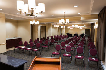 Radisson Hotel & Suites Fort Mcmurray
