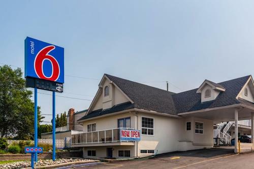 Skyline Motel