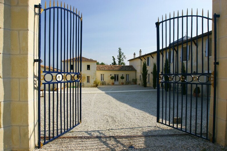 Hotel Chateau De Lantic