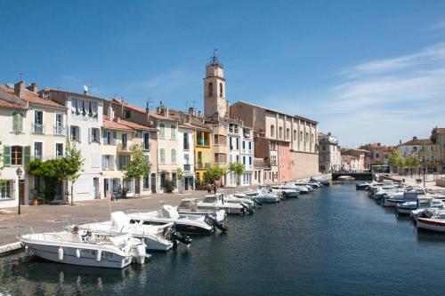 P'tit Dej-hotel Martigues Le 5