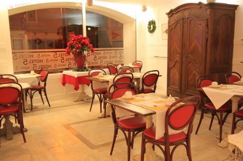 P'tit Dej-hotel Martigues Le 5