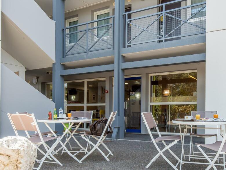 B&B Hotel Bordeaux M�rignac H�tel De Ville