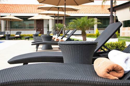 Hotel Ecce Inn