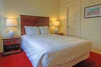 Hotel Atwater