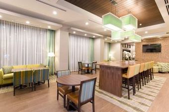 Hotel Hampton Inn By Hilton Lloydminster