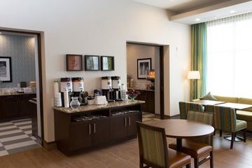 Hotel Hampton Inn By Hilton Lloydminster