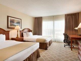Days Hotel & Suites - Lloydminster