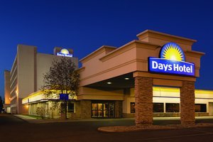 Days Hotel & Suites - Lloydminster
