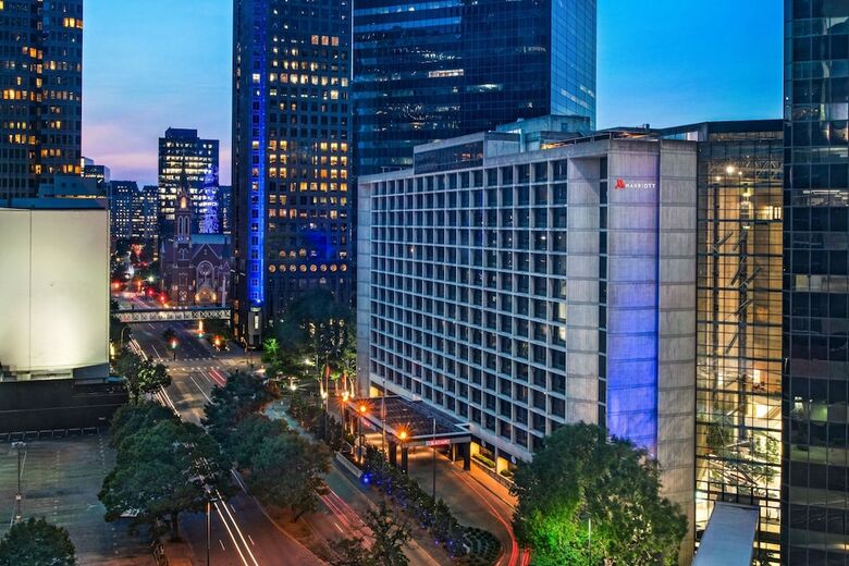 Hotel Dallas Marriott Downtown