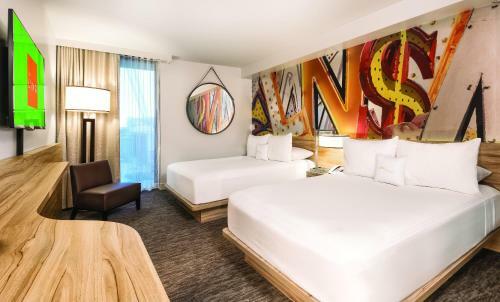 The Linq Hotel & Casino