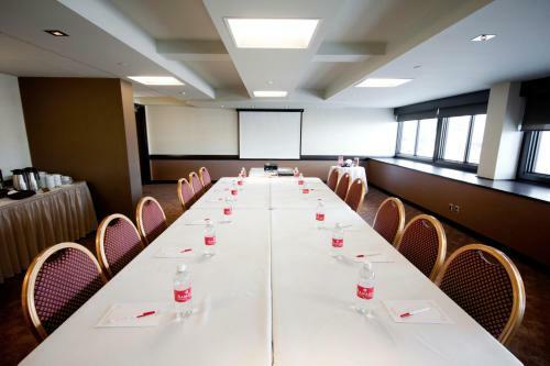 Hotel Ramada Plaza Regina