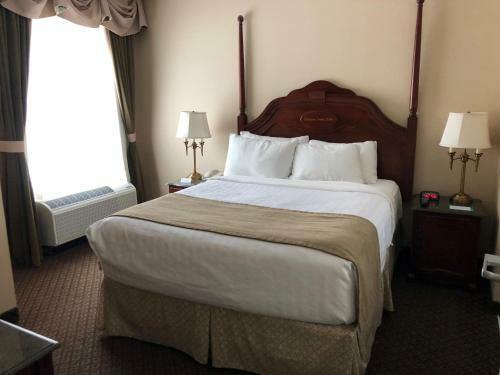 Hotel Chateau Saint John Trademark Collection By Wyndham