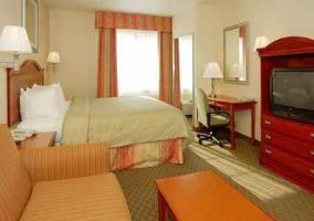 Hotel Comfort Inn & Suites Galt - Lodi North