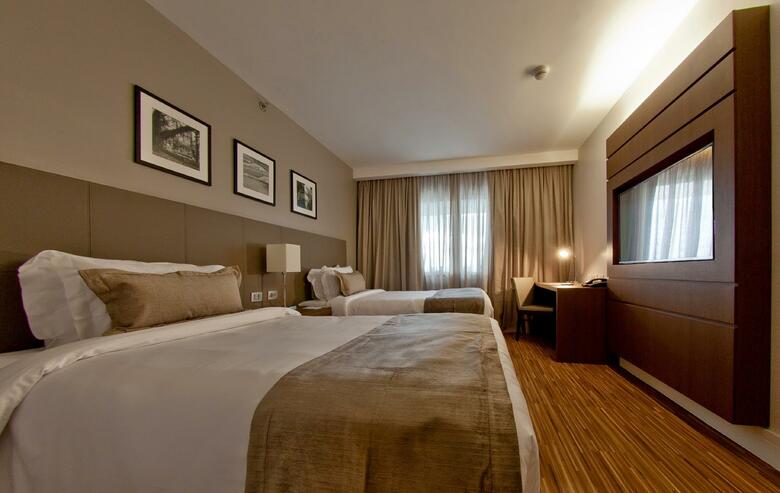 Hotel Golden Tulip Colinas
