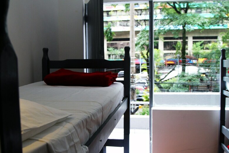 Soul Hostel