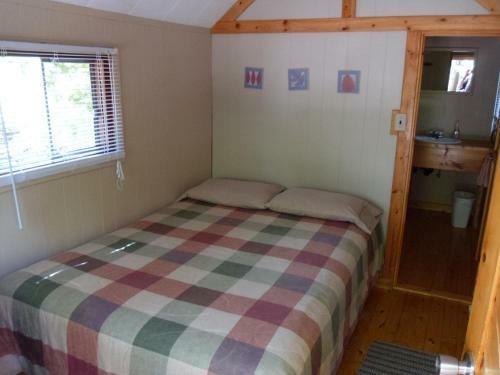 Peacock Villa Motel