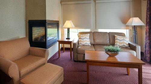 Best Western Plus Norwester Hotel & Conference Centre