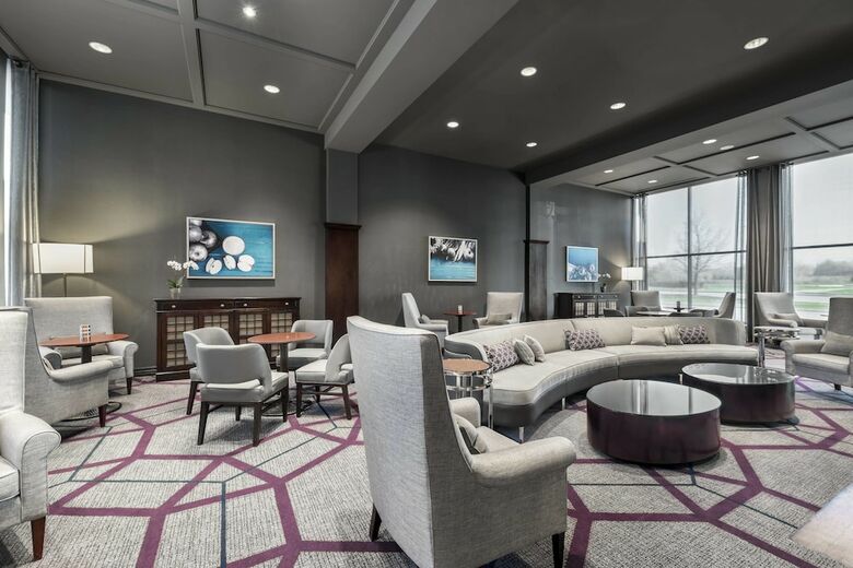 Sheraton Toronto Airport Hotel & Conference Centre