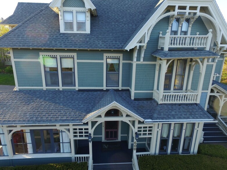 Hostal Victoria's Historic Inn