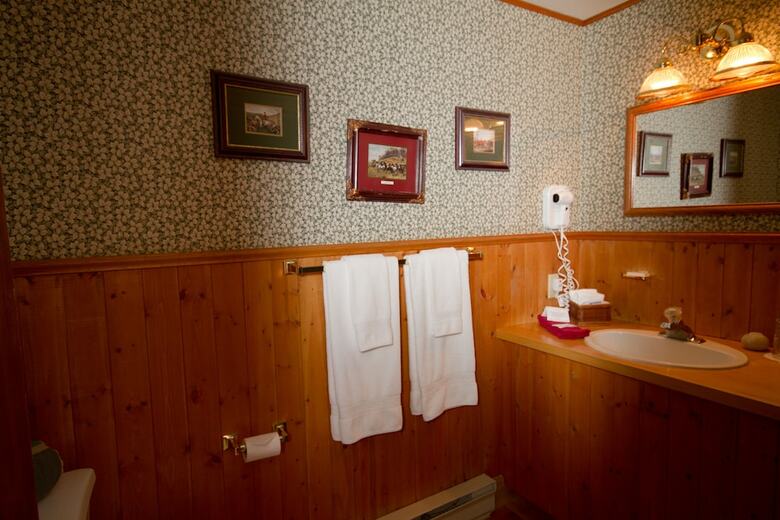 Hostal Victoria's Historic Inn