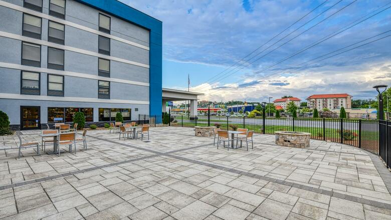Hotel Holiday Inn Express And Suites