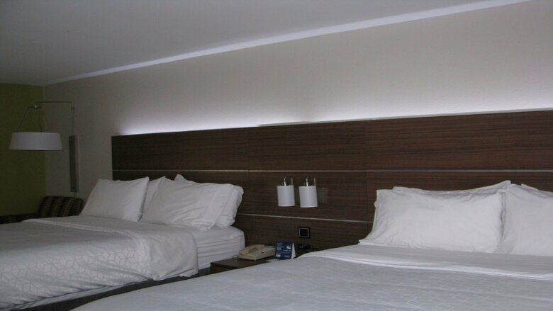 Hotel Holiday Inn Express And Suites
