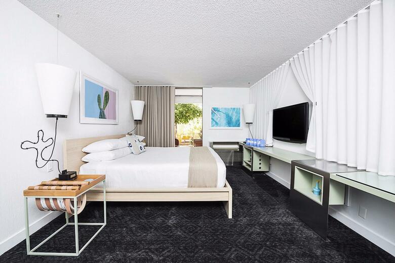 Hotel Mondrian