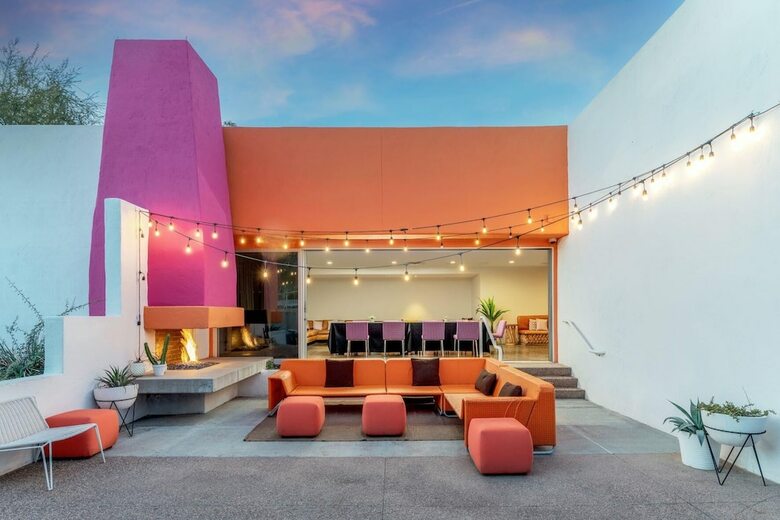 Hotel Mondrian