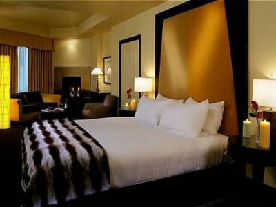 Hotel Deca