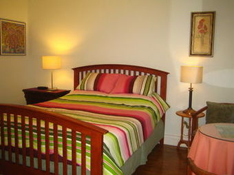 Suite Dreams Toronto Bed & Breakfast
