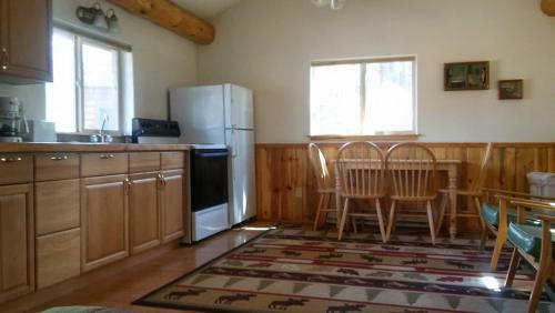 Daven Haven Lodge & Cabins