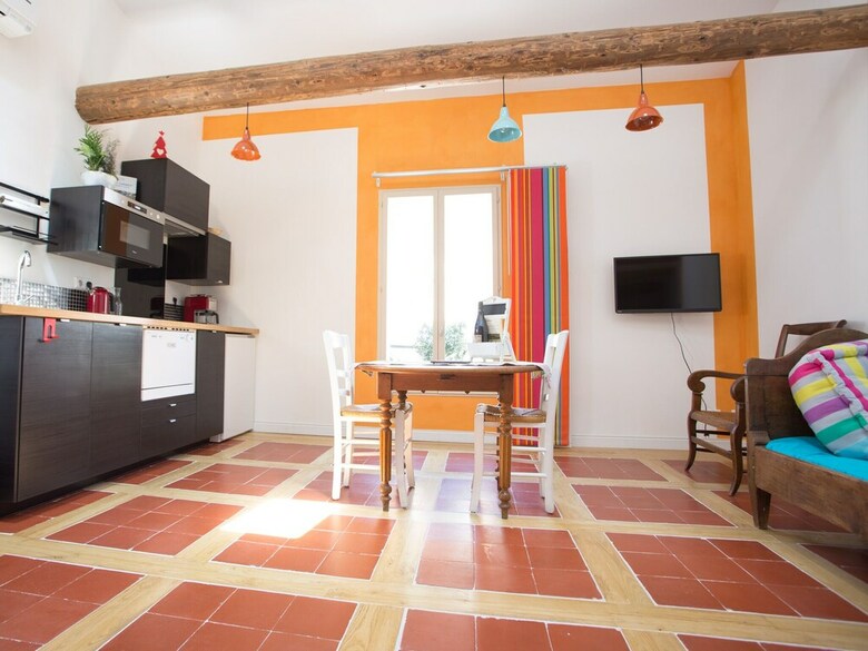 Apartments La Com�die De P�zenas