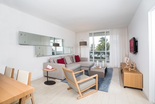 Hotel Beachwalk Resort