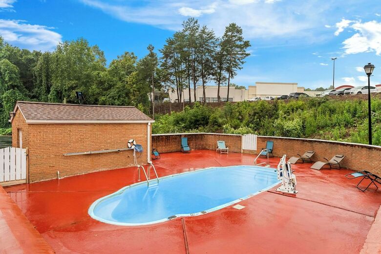 Hotel Super 8 Cornelia