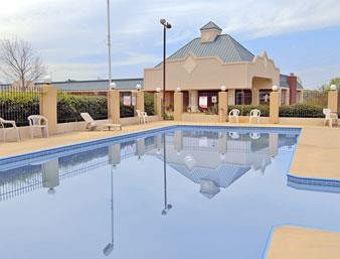 Hotel Super 8 Dahlonega