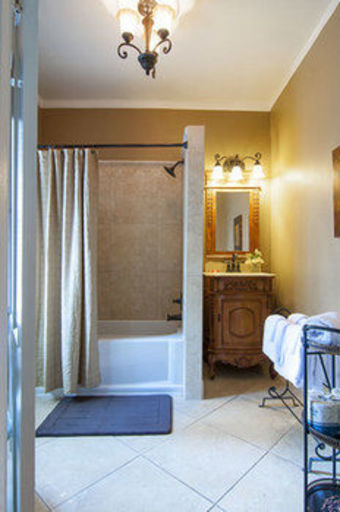 Bed & Breakfast Antebellum Inn